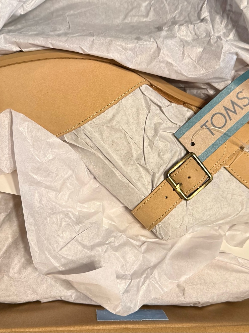 NIB TOMS Tan Leather Mary Jane Heel size 9 - Picture 2 of 2
